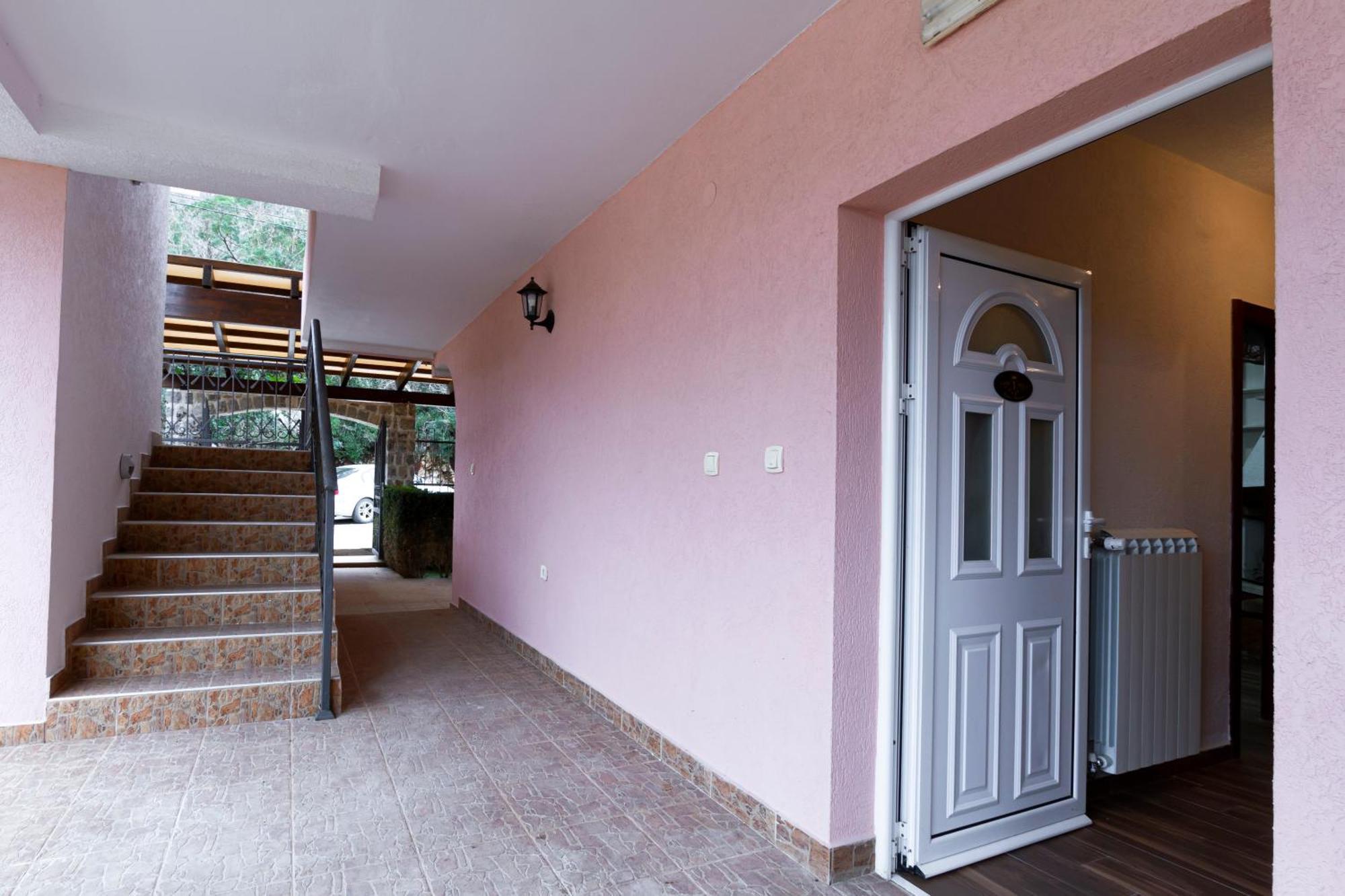 Pejovic Residence Будва Стая снимка